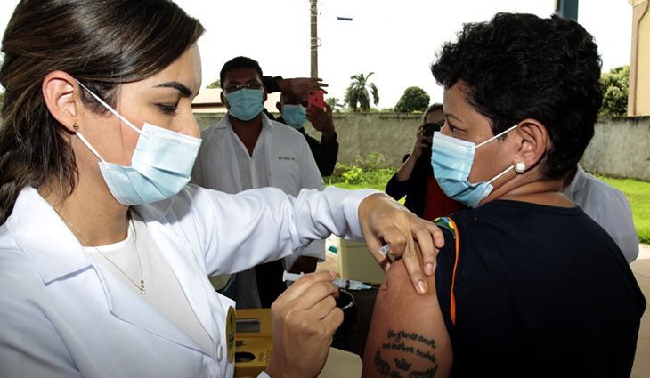 Campo Grande abre vacinação para pessoas com 35 anos ou mais e segue com aplicação da 2ª dose