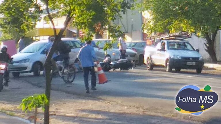 Motociclista fica ferido em colisão com carro no centro de Corumbá