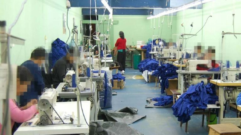 PF investiga trabalho escravo de bolivianos em confecção no interior de SP