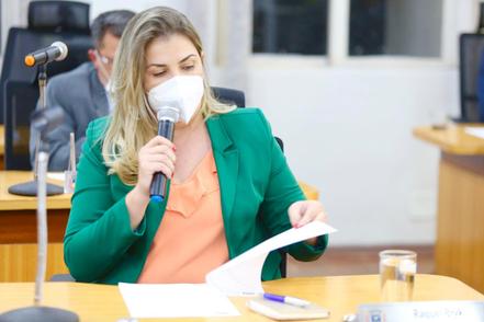 Vereadora cobra informações sobre contratos publicitários da Prefeitura de Corumbá