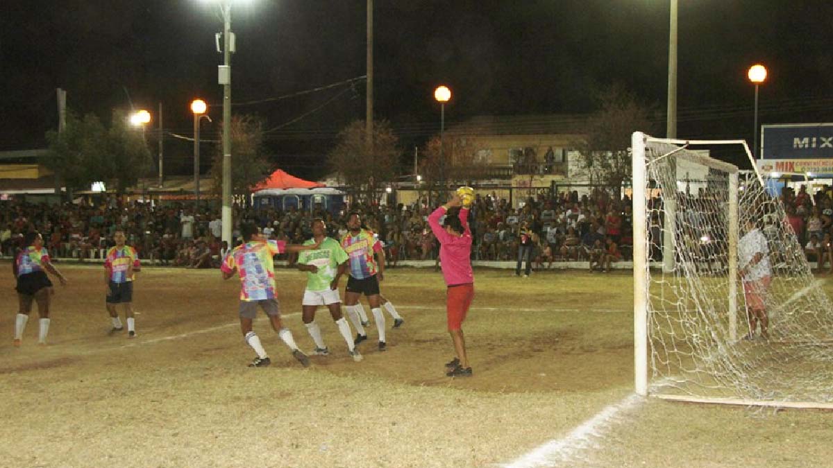 Você está visualizando atualmente Amistoso Poderosas de Ladário x Imbatíveis de Corumbá acontece neste sábado