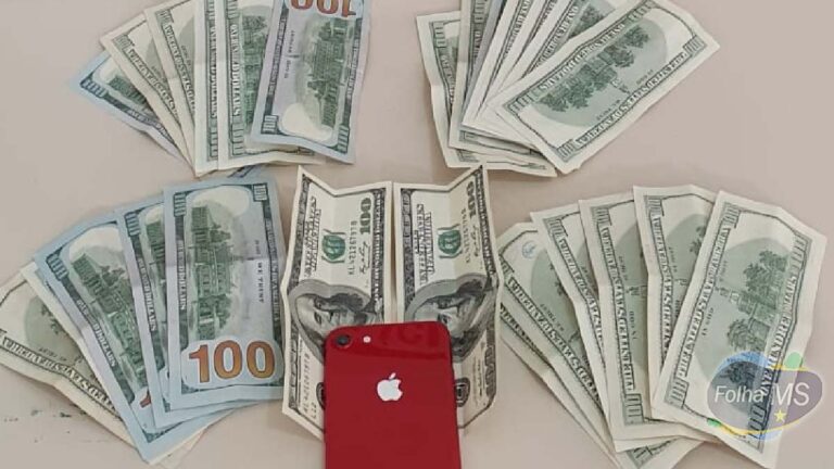 Funcionário de empresa é preso por furtar dólares e falsa comunicação de roubo