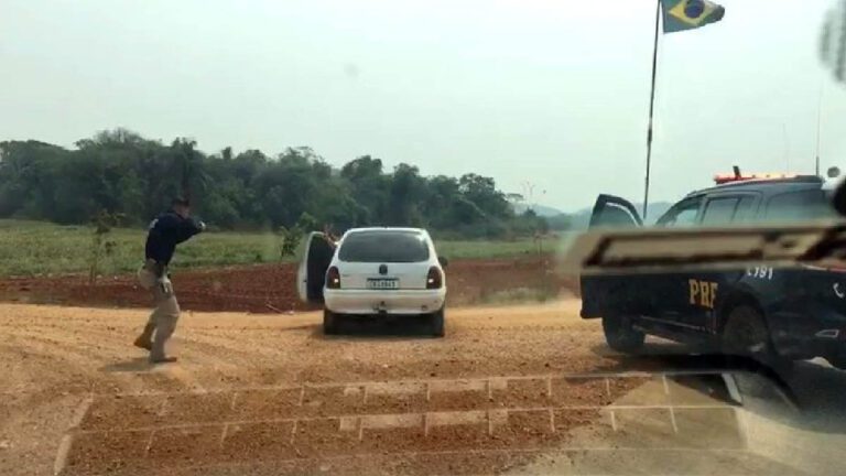 Após perseguição e disparos, homem é preso pela PRF com quase 500 Kg de entorpecentes