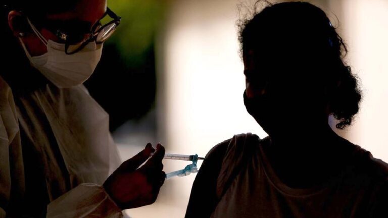 Covid-19: Brasil tem mais de 200 milhões de doses de vacinas aplicadas
