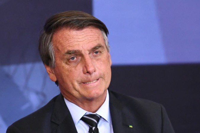 ONG denuncia Bolsonaro em tribunal internacional por crimes contra a humanidade