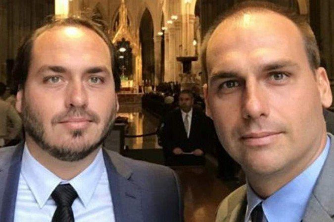 1 eduardo e carlos bolsonaro 6893559