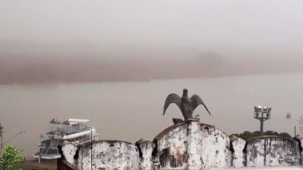 Corumbá é tomada por tempestade de cinzas neste domingo | vídeo 3 cinzas2
