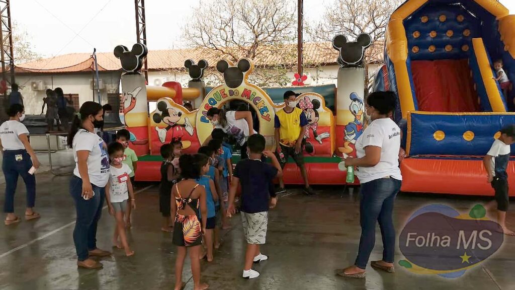 Superesportivo da Polícia Federal é atração em evento do mês das crianças em Corumbá 9 dodge2