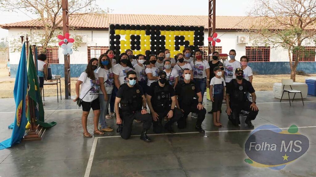 Superesportivo da Polícia Federal é atração em evento do mês das crianças em Corumbá 3 dodge8