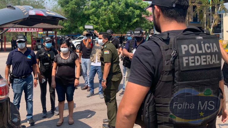 Líder de grupo que enviava cocaína da Bolívia ao Brasil é entregue à Polícia Federal