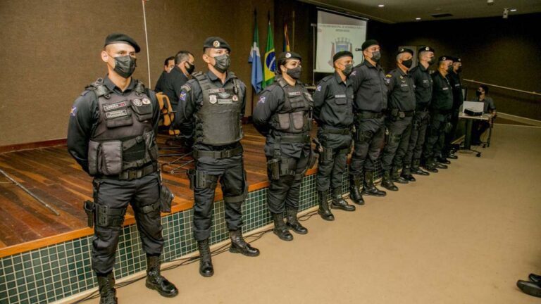 37 Agentes da Guarda Municipal recebem porte e armamento para atuação em Corumbá
