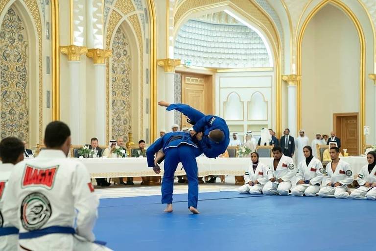 Jiu-jítsu brasileiro conquista príncipes dos Emirados Árabes