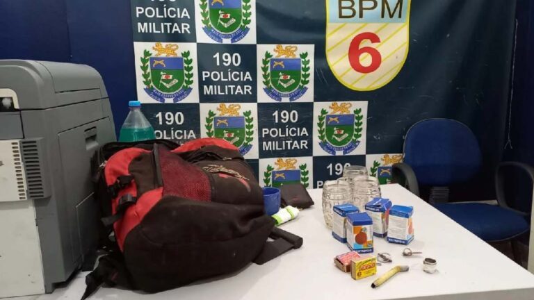 Ladrão é preso após pegar no sono dentro de autopeças que arrombou em Corumbá