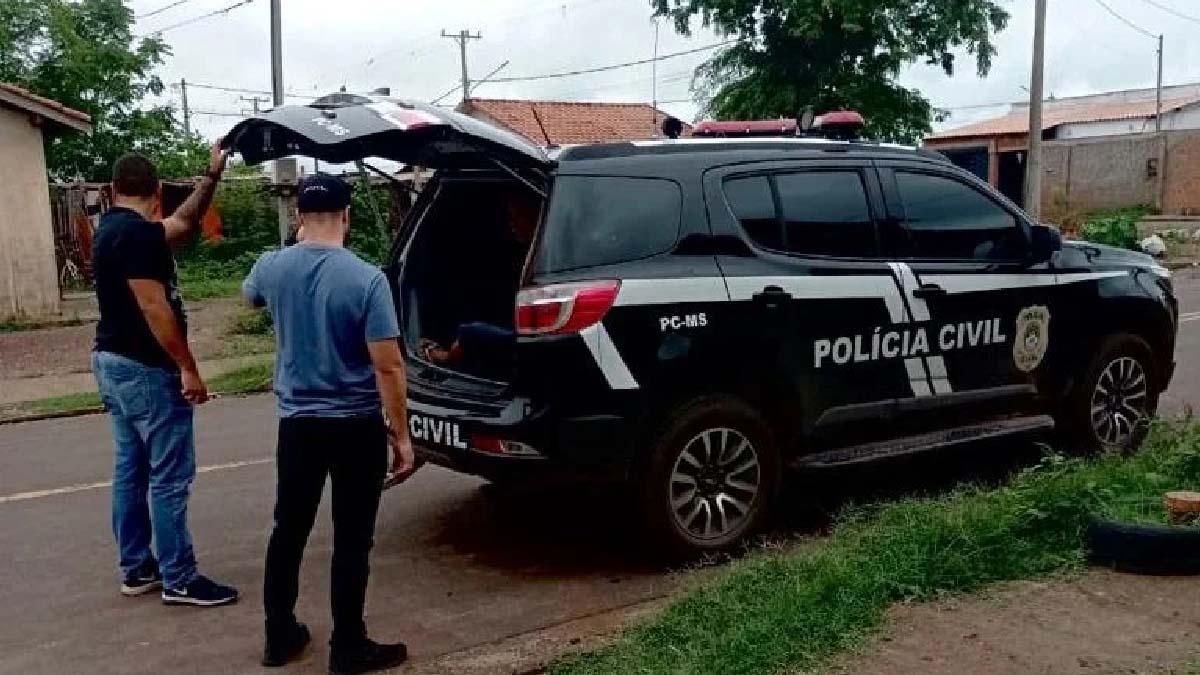 Leia mais sobre o artigo Acusado de furto e tentativa de homicídio é preso na casa da mãe em Corumbá