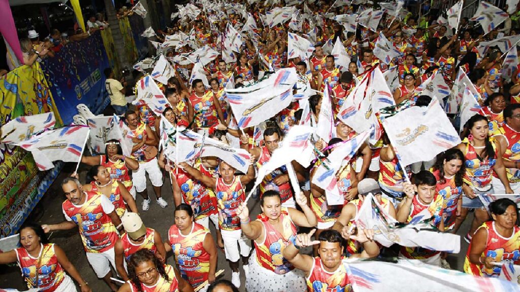 Falta de prestação de contas coloca em risco repasse para blocos carnavalescos de Corumbá 2 blocos2