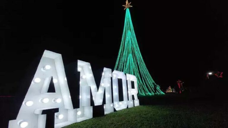 Com luzes LED, decoração natalina de Terenos encanta pelo capricho