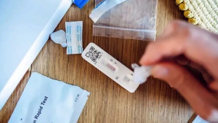 Anvisa autoriza venda de autotestes de covid-19 no Brasil