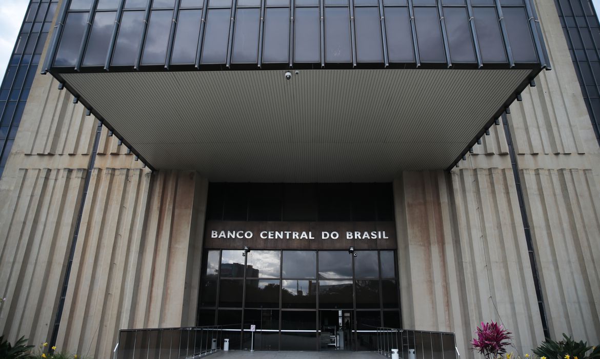 banco central economia 0413202009
