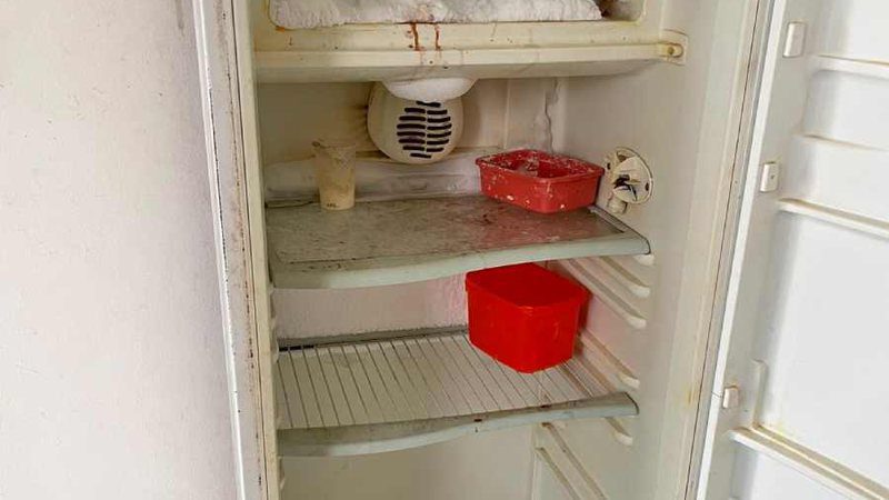 geladeira vazia