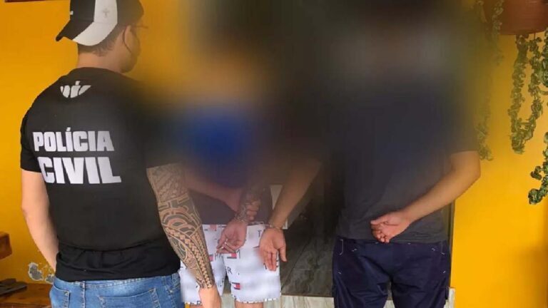 Irmãos amarram pai em árvore e o agridem a pauladas até a morte em Goiás