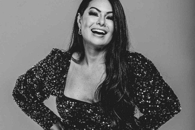 Morre Paulinha Abelha, vocalista do Calcinha Preta, aos 43 anos