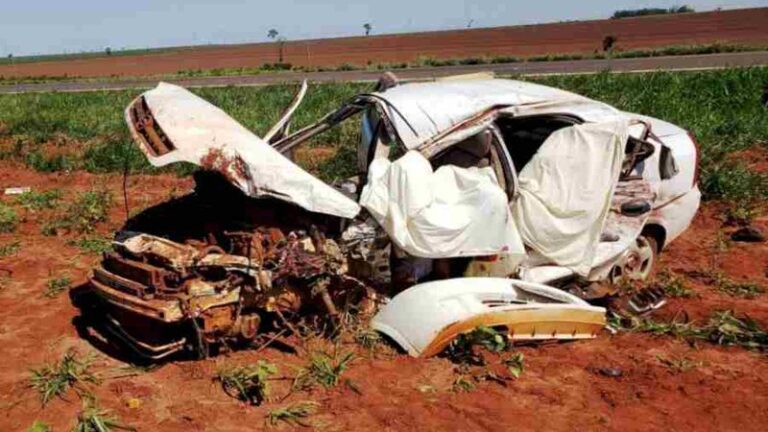 Acidente mata mãe e filho após colisão frontal em rodovia de MS