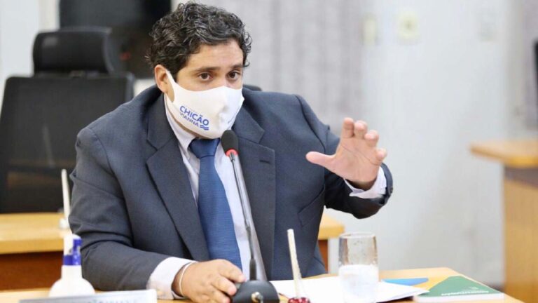 Chicão sugere que Município adote programa do Poder Judiciário para regularização de imóveis