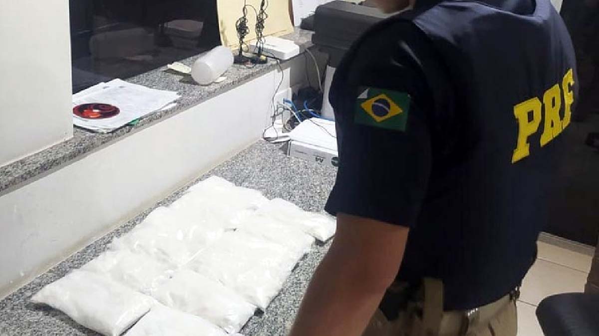 Você está visualizando atualmente Mulheres são presas transportando cocaína de Corumbá a Campo Grande