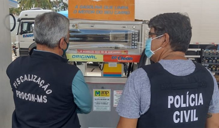 Após anúncio de reajuste, Procon/MS autua postos de combustíveis por preços abusivos