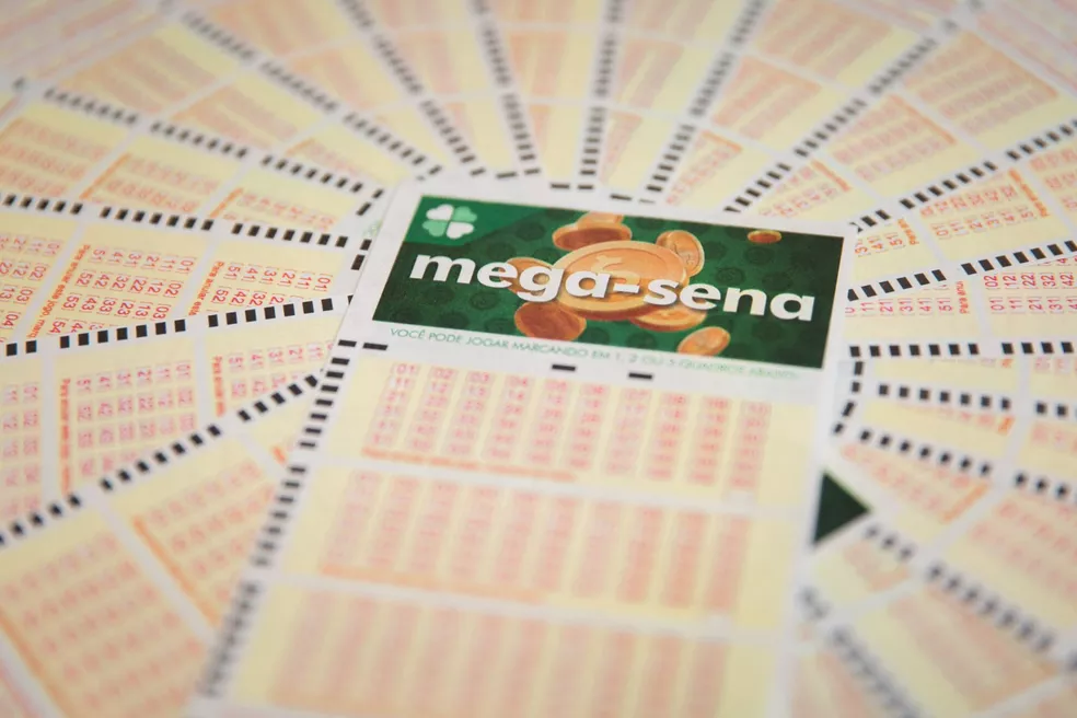 Você está visualizando atualmente Mega-Sena deste sábado paga prêmio de R$ 100 milhões