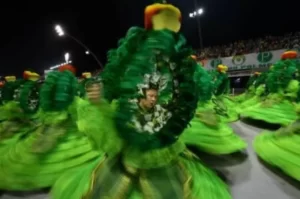 Leia mais sobre o artigo Mancha Verde é campeã do carnaval de São Paulo, com enredo ‘Planeta Água’