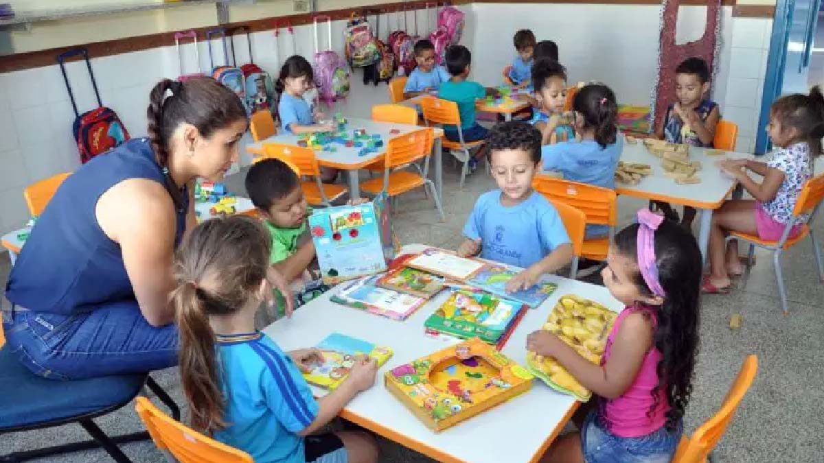 Você está visualizando atualmente Prefeitura de Campo Grande abre concurso com 1,5 mil vagas para assistente de educação infantil