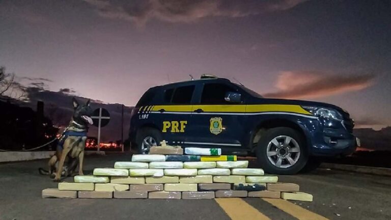 PRF apreende 35 Kg de pasta base em caminhão de mudança que saiu de Corumbá