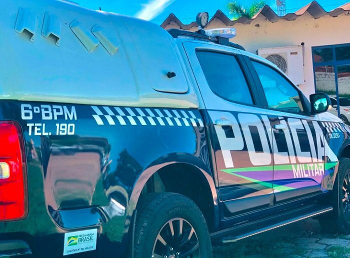 ameaçar ex-companheira com facão