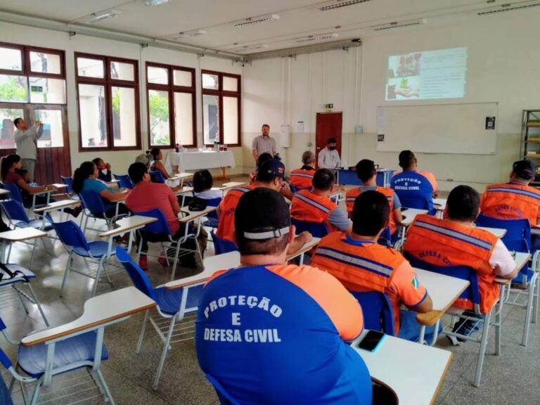 Seminário orienta sobre procedimentos em situação de ruptura de barragens de mineração