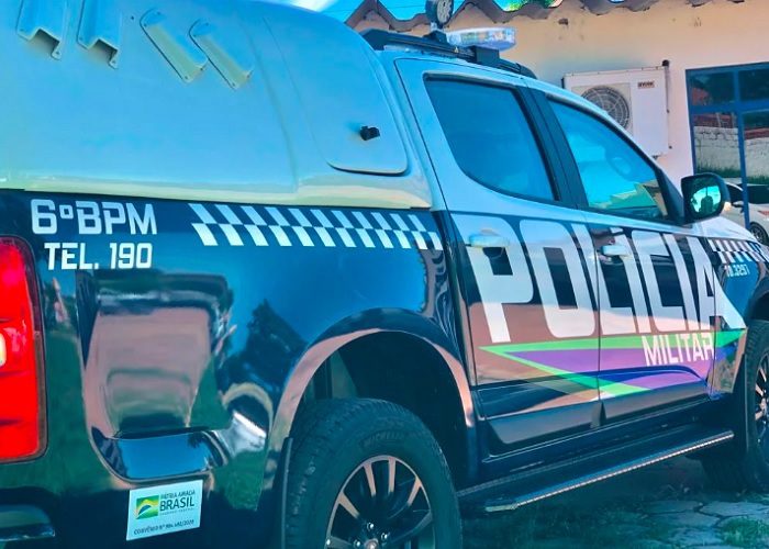 Homem é preso acusado de agredir esposa e o próprio pai em Ladário