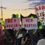 MP ajuíza ação para autorizar aborto de menina grávida após estupro em SC