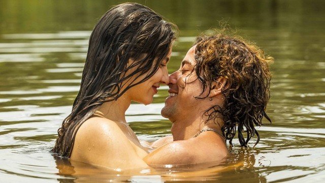 Em ‘Pantanal’, Juma e Jove transam pela primeira vez: ‘Se eu subesse que era bão assim, num tinha esperado tanto’, diz ela