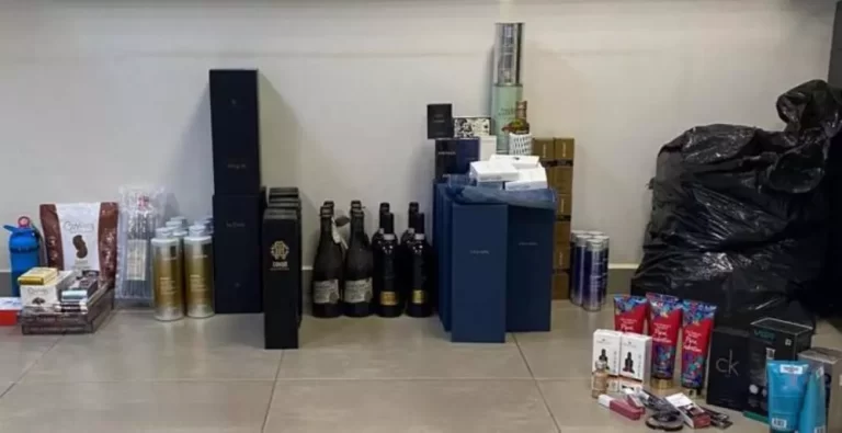 PF apreende em MS ‘muamba’ e 20 mil dólares que seriam levados em avião particular até SP￼