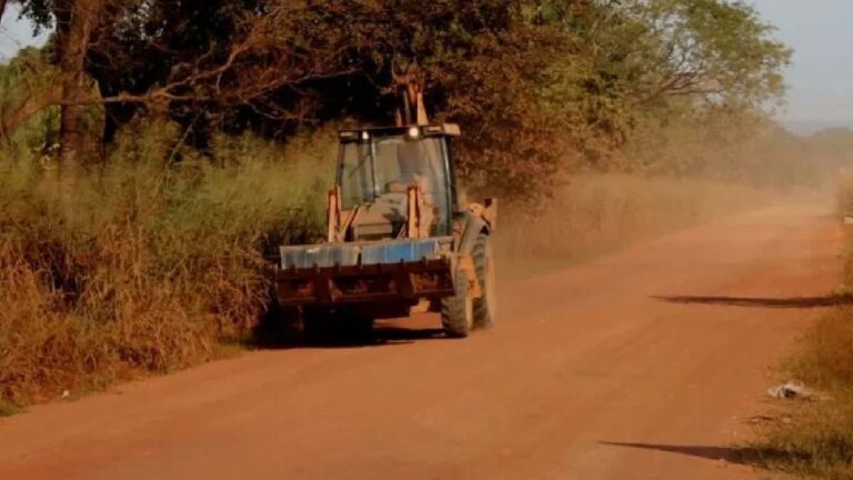 Prefeitura de Corumbá vai pagar R$15 milhões por obra de revestimento primário