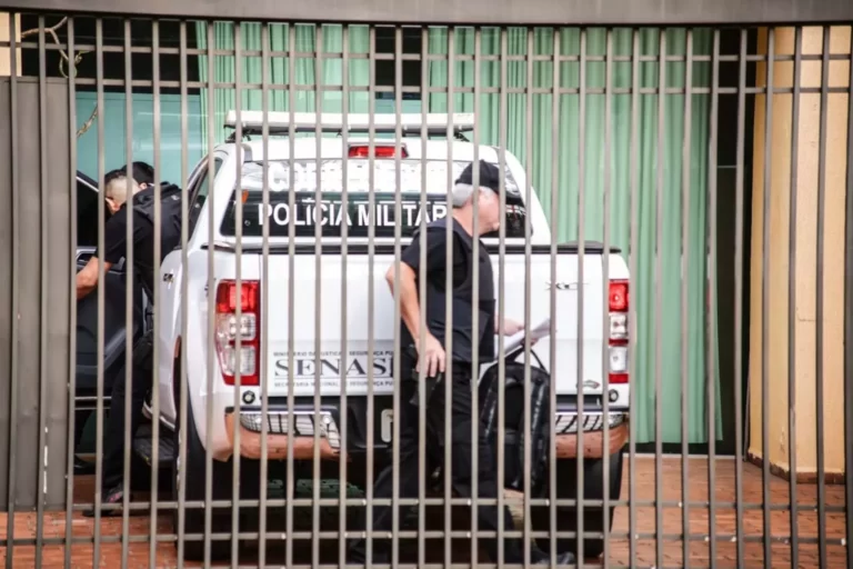 Policial ‘blogueiro’ e colegas da PM desviavam cocaína apreendida para revender em Campo Grande