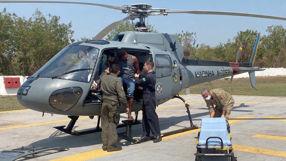 Leia mais sobre o artigo Homem é resgatado pela Marinha após cair de cavalo em fazenda no Pantanal