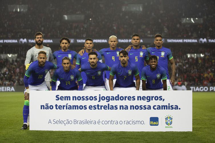 Brasil aplica 5 a 1 na Tunísia, em último amistoso antes da Copa 2 selecao brasileira racismo