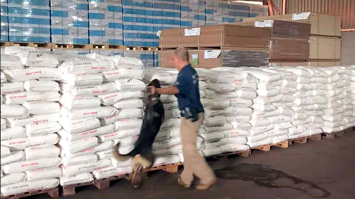 Você está visualizando atualmente Produto usado no refino da cocaína é apreendido pela PF e Receita Federal em Corumbá