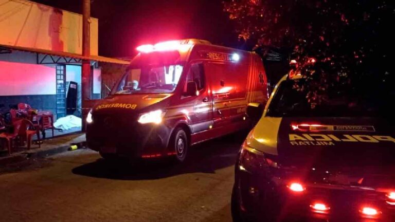 Pai e filho matam idoso a facadas e deixa dono de bar em estado grave no interior de MS