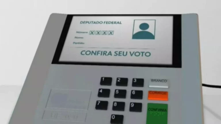 É falso que apertar ‘Confirma’ durante revisão anula voto na urna eletrônica