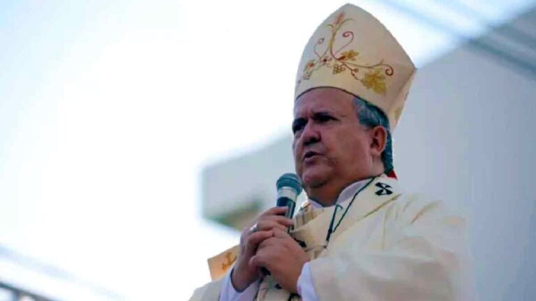 No dia de Nossa Senhora, Dom Dimas convoca fiéis a construir civilização do amor￼