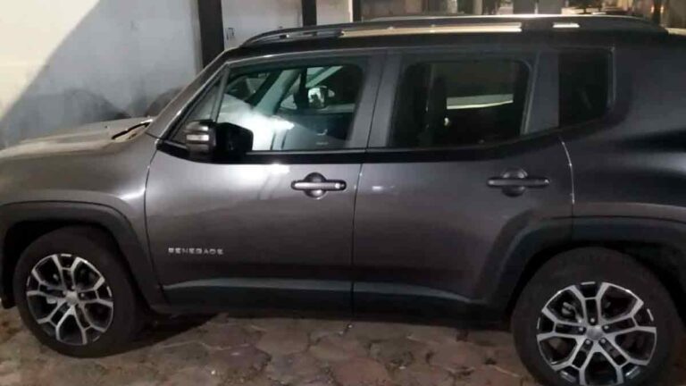 Dupla é presa com carro furtado e drogas próximo da rodoviária de Corumbá