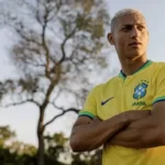 Antes de ir à Copa, Richarlison esteve no Pantanal de MS e adotou onça-pintada