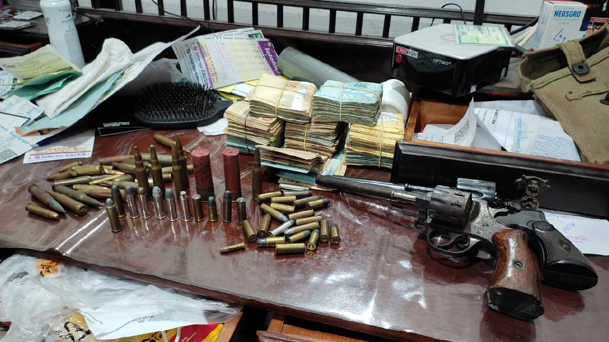 Leia mais sobre o artigo Em Corumbá PF desarticula esquema de tráfico de drogas, apreende armas e munições